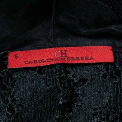 Carolina Herrera Black Lace Ruffled Trim Button Front Shrug M Women 10 Carolina Herrera Black Lace Ruffled Trim Button Front Shrug M Women -Carolina Herrera Shop luxury women carolina herrera used clothes p527571 006
