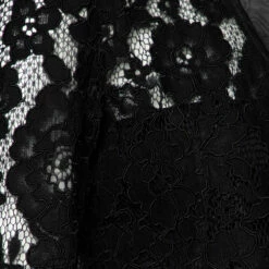 Carolina Herrera Black Lace Ruffled Trim Button Front Shrug M Women 9 Carolina Herrera Black Lace Ruffled Trim Button Front Shrug M Women -Carolina Herrera Shop luxury women carolina herrera used clothes p527571 007