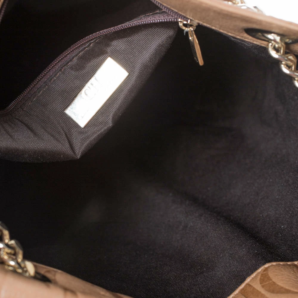 Carolina Herrera Light Brown Embossed Leather Bow Flap Hobo Women