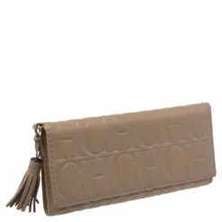 Carolina Herrera Beige Leather Tassel Continental Trifold Wallet Women 14 Carolina Herrera Beige Leather Tassel Continental Trifold Wallet Women -Carolina Herrera Shop luxury women carolina herrera used handbags p351963 005
