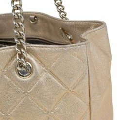 Carolina Herrera Metallic Gold Leather Shopper Tote Women 19 Carolina Herrera Metallic Gold Leather Shopper Tote Women -Carolina Herrera Shop luxury women carolina herrera used handbags p63073 006