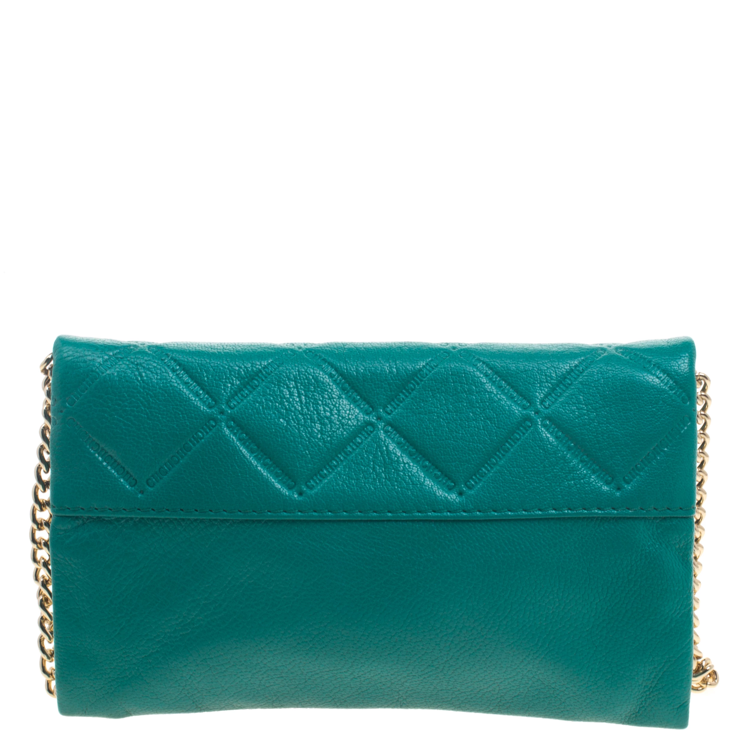 Carolina Herrera Green Quilted Embossed Leather Chain Clutch Women