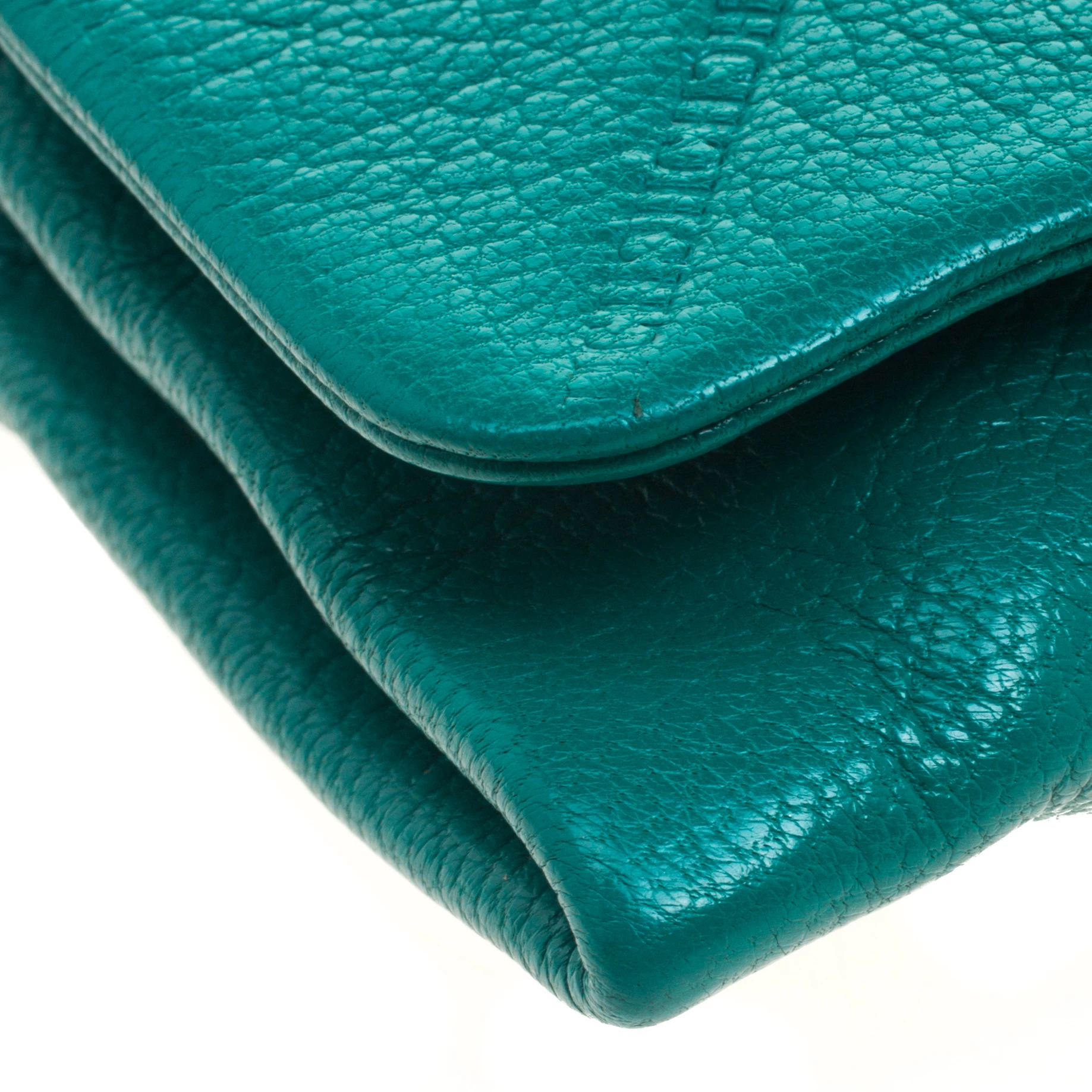 Carolina Herrera Green Quilted Embossed Leather Chain Clutch Women