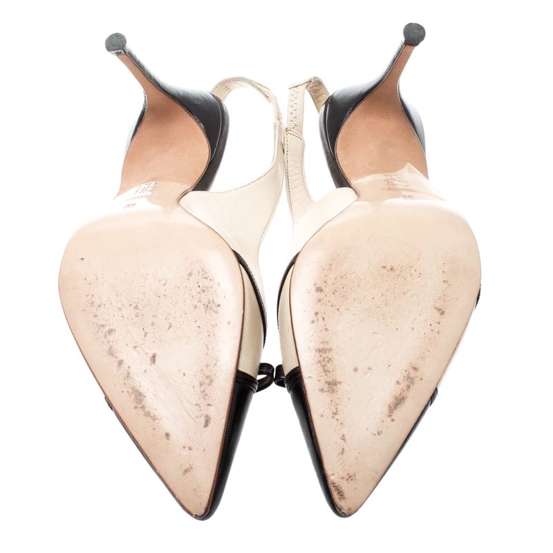 Carolina Herrera Black And Beige Leather Bow Pointed Toe Slingback Pumps Size 38 Women