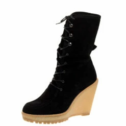 Carolina Herrera Black Suede Rubber Platform Wedge Mid Calf Lace Up Boots Size 38 Women