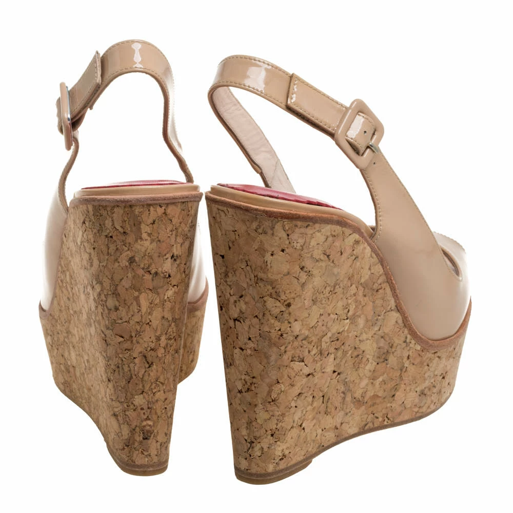 Carolina Herrera Beige Patent Leather Cork Wedge Platform Peep Toe Slingback Sandals Size 38 Women