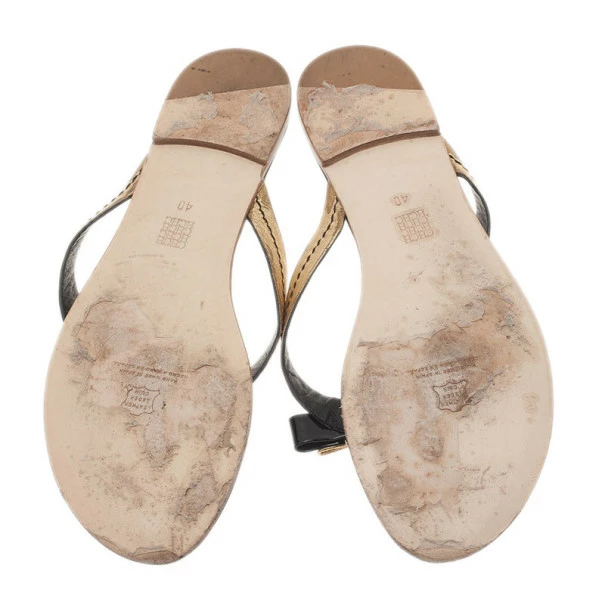 Carolina Herrera Gold Leather Thong Sandals Size 40 Women