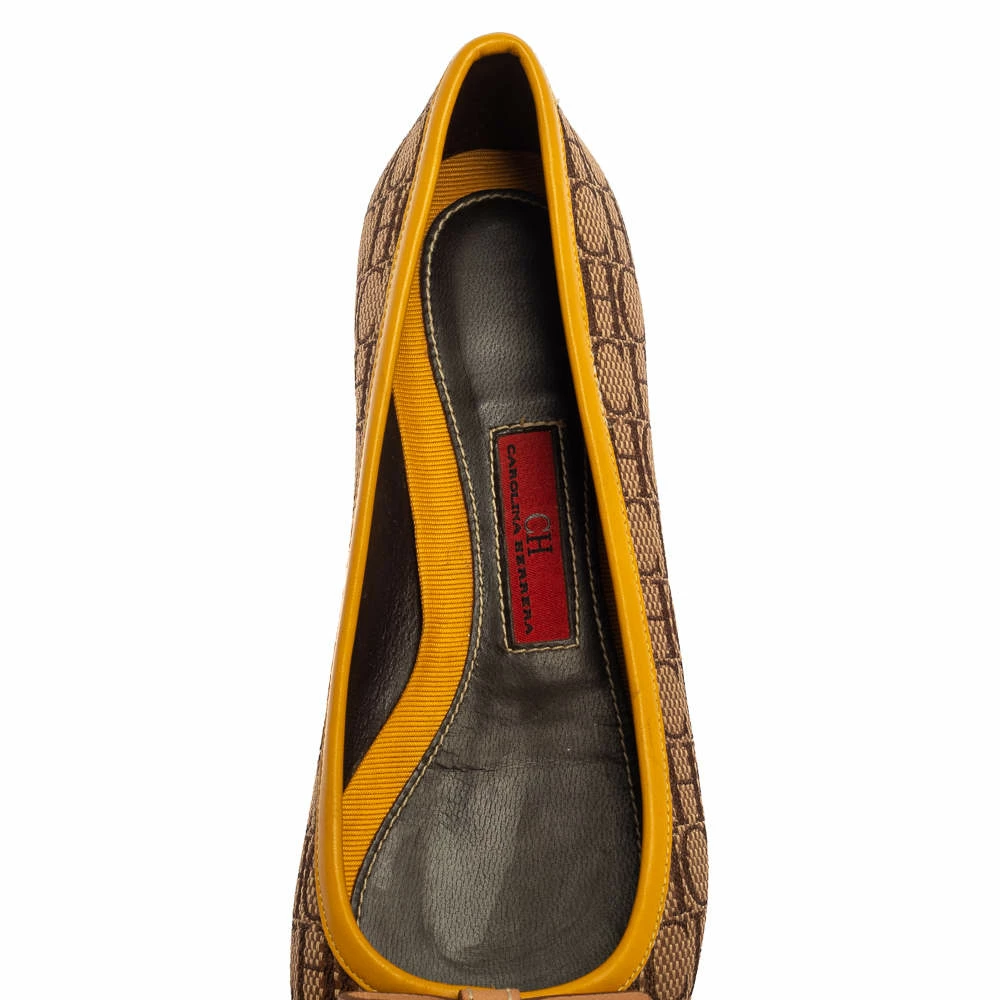 Carolina Herrera Beige/Yellow Monogram Canvas And Leather Cap Toe Bow Ballet Flats Size 37 Women
