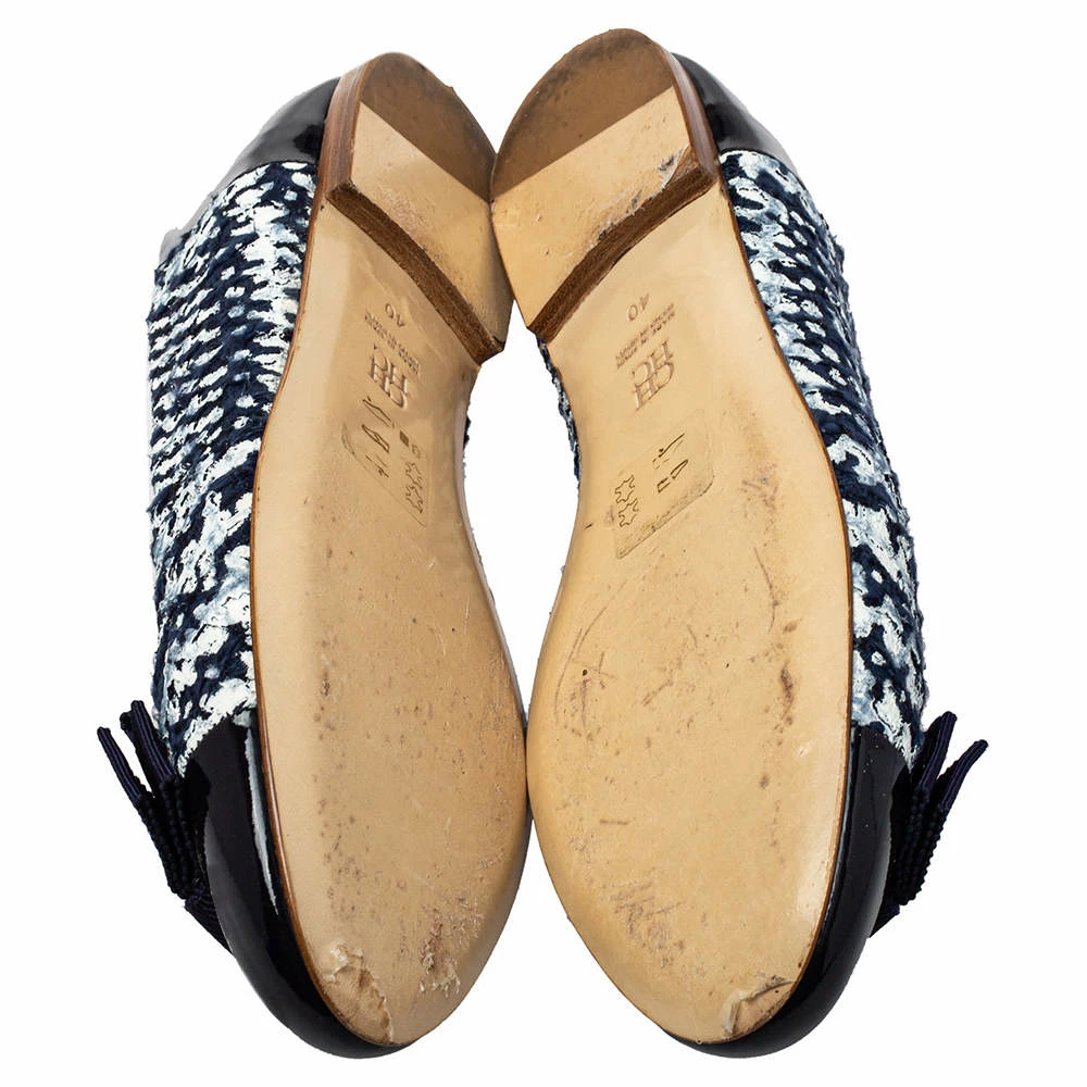 Carolina Herrera Blue/White Tweed And Patent Leather Ballet Flats Size 40 Women