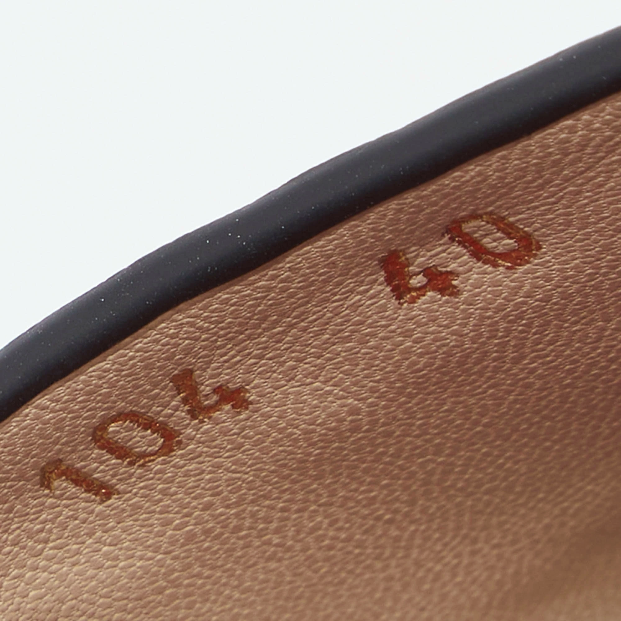 Carolina Herrera Black Monogram Leather Traveller Locked Slide Sandals Size 40 Women